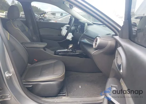 2025 Chevrolet Trax Fwd Activ z USA, uszkodzony, nr VIN KL77LKEP8SC007588